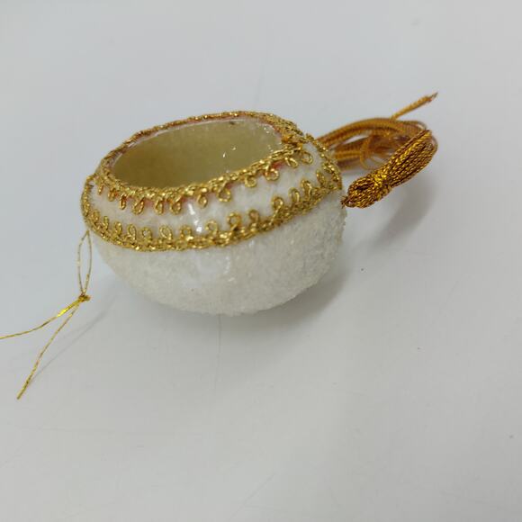 Christmas Ornament Nativity Egg Gold Tassel Jesus Joseph Mary - Picture 9 of 12